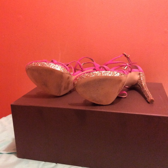 BCBG PINK SUEDE STRAPPY HIGH HEEL SANDALS - Picture 2 of 8